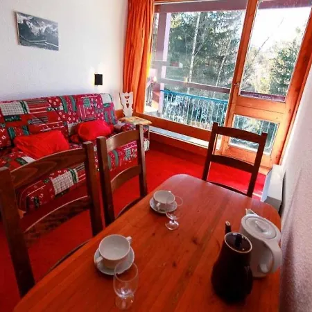 Belles Challes 7 Apartment *